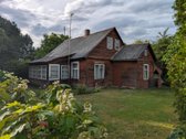 Parduodama sodyba su 2,7 ha sklypu ramioje