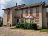 Parduodama veikianti maisto prekių parduotuvė