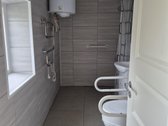 Namas dalinai renovuotas, sudėti plastikiniai - nuotraukos Nr. 5