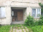 2 kambarių butas su pagalbinio ūkio pastatais - nuotraukos Nr. 2