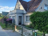 Mūrinio Namo Dalis Su Balkonu, Garažu,