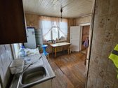 Namas yra dviejų aukštų, rąstinis apmūrytas - nuotraukos Nr. 12