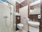 Parduodama Išskirtinė Vila Su Apartamentų - nuotraukos Nr. 39