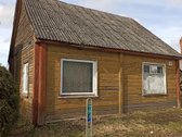 Parduodamas rąstinis namas, apkaltas