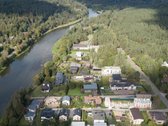Upės Tėkmės Ramybė, Žaliuojantys Medžiai Ir - nuotraukos Nr. 11