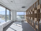 Išnuomojamos 880,76 kv. m. administracinės