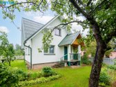 Parduodamas 5 kambarių namas Rastinėnuose.