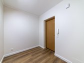 Parduodamas ką tik įrengtas 4 kambarių 105 kv - nuotraukos Nr. 14
