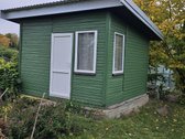 Parduodamas sodo sklypas, besirybojantis su