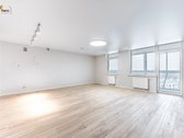 Parduodamas naujai įrengtas erdvus butas, su