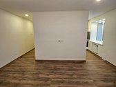 Parduodamas naujai suremontuotas 2 kambarių - nuotraukos Nr. 9