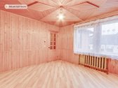 Parduodamas dviejų aukštų namas su erdviu 25 - nuotraukos Nr. 6