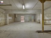 Parduodamas labai gerai įrengtas 571 m² - nuotraukos Nr. 35