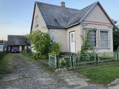 Namas Daugų miestelyje – vieta, kur rytai