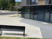 Prie pagrindines kelio ieijmas, salonas is
