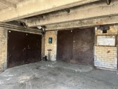 Viršuje 77m2 + 63m2 rusyje. Garaže yra - nuotraukos Nr. 2
