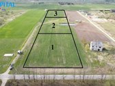 Parduodami du, taisiklingos formos ( Nr.2 ir - nuotraukos Nr. 13