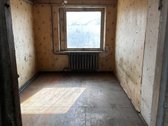 Butas yra labai ramioje vietoje, apie 0.5 km - nuotraukos Nr. 5