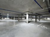 Erdvi parkavimo vieta požeminėje automobilių - nuotraukos Nr. 2