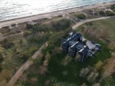 Parduodamas jaukus butas su vaizdu į jūrą –