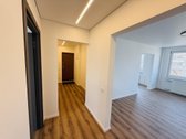 Parduodamas 4 Kambarių Erdvus Ir Šviesus