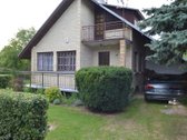 Sodo Namas Gražioje Vietoje Miško Apsuptyje –
