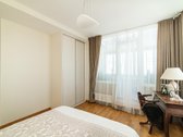 Parduodamas nestandartinis šviesus 4 kambarių - nuotraukos Nr. 16
