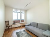 Parduodamas nestandartinis šviesus 4 kambarių - nuotraukos Nr. 21