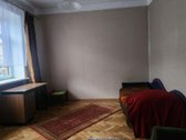 Nuomoju viena kambari centre triju kambariu