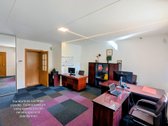 71 m² biuras su sandėliu ir privačiu kiemeliu - nuotraukos Nr. 2
