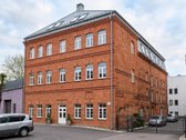 Yra galimybė papildomai įsigyti šalia esantį