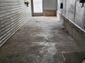 Patalpos ilgis 18 m, plotis 3 m, aukštis 3 m.