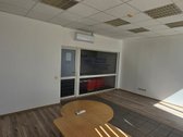 Išnuomojamos patalpos 2-ame aukšte. Patalpos - nuotraukos Nr. 3