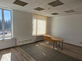 Išnuomojamos patalpos 2-ame aukšte. Patalpos