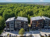 Parduodamas erdvus 4 kambarių butas per 2