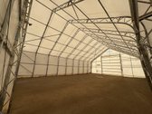 Nuomojamas erdvus tentinis angaras uždaroje - nuotraukos Nr. 5