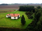 Gyvenamasis namas su erdviu sklypu ir nuosavu  - nuotraukos Nr. 2