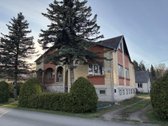 Parduodamas erdvus gyvenamasis namas ramioje