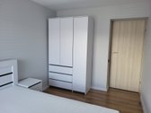Akmenėje, Stadiono gatvėje, renovuotame name - nuotraukos Nr. 16