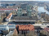 Administracinės patalpos su žemės sklypo dalimi