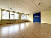 Administracinės patalpos su žemės sklypo dalimi - nuotraukos Nr. 5