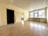 Administracinės patalpos su žemės sklypo dalimi - nuotraukos Nr. 7