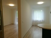 Parduodamas ką tik suremontuotas 2 kamb butas - nuotraukos Nr. 4