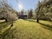 Jaukus namas miško apsuptyje vos keliolika