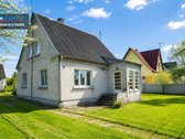 Ukmergėje, Taikos gatvėje parduodamas mūrinis
