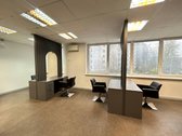 Dabar veikiantis grožio salonas su 6 darbo