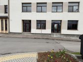 Trys įėjimai,galimios trys nuomojamos patalpos - nuotraukos Nr. 2