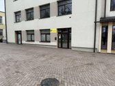 Trys įėjimai,galimios trys nuomojamos patalpos - nuotraukos Nr. 3