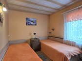Du dideli kaštonai prie namo tampa tikru šios - nuotraukos Nr. 6