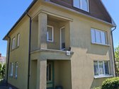 Parduodamas 220 m² mūrinis gyvenamasis namas